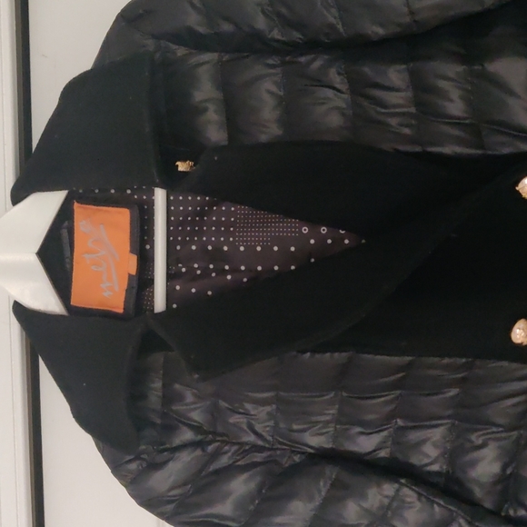 Jacket - Picture 4 of 8